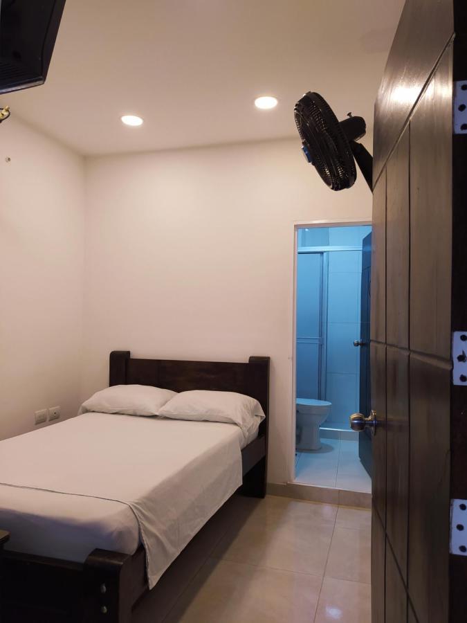 Hotel Brisas Del Norte Roldanillo Ngoại thất bức ảnh