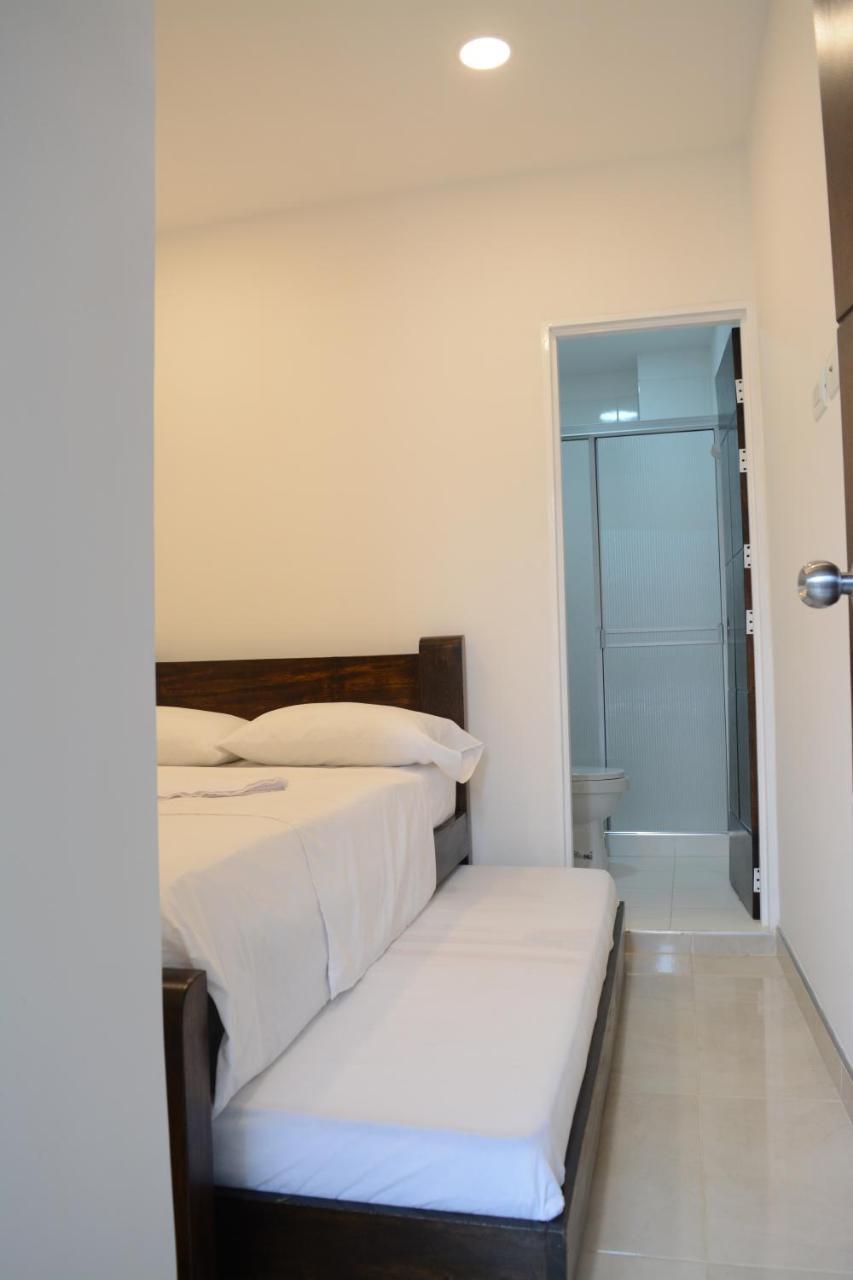 Hotel Brisas Del Norte Roldanillo Ngoại thất bức ảnh